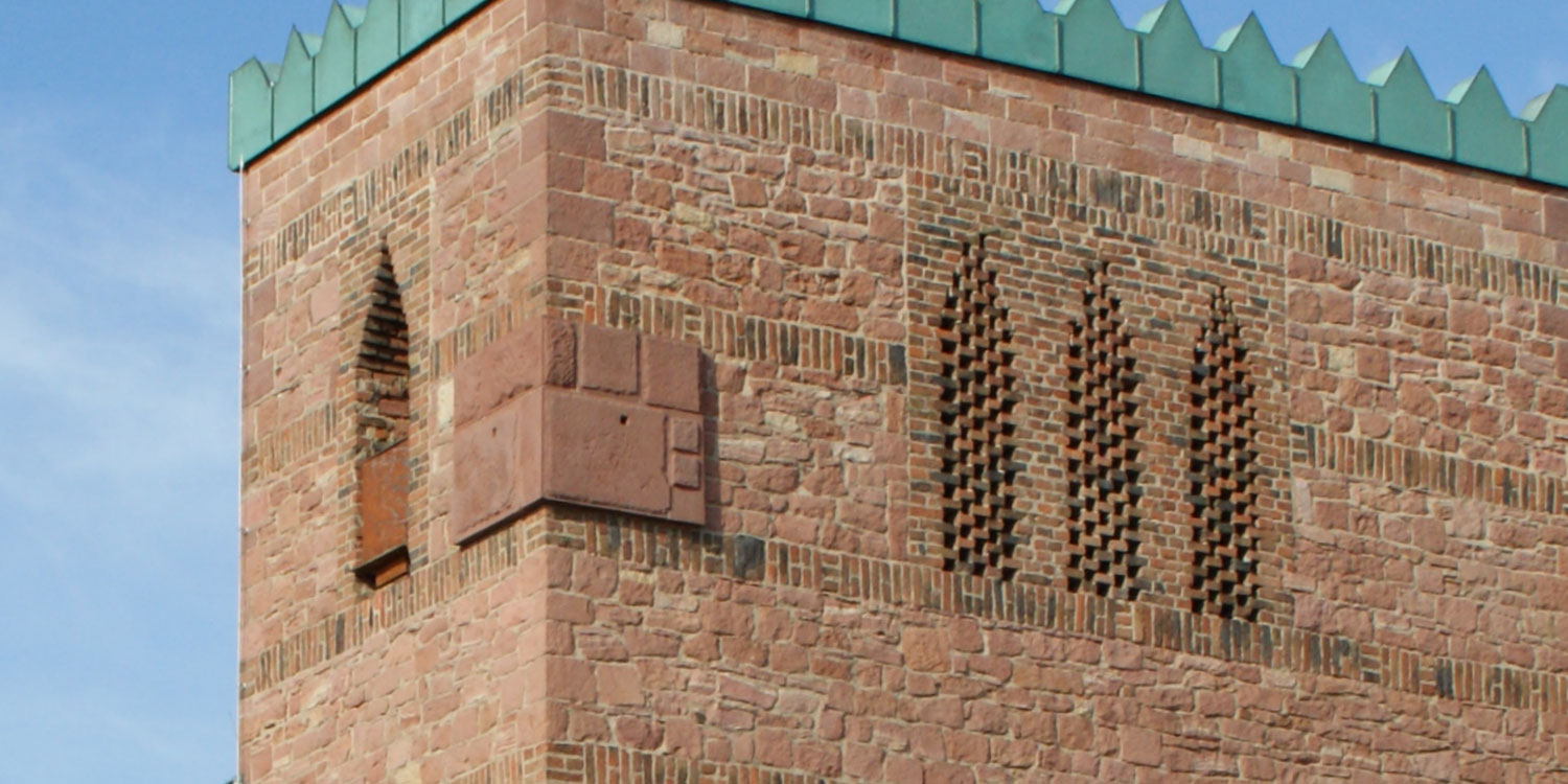 Am Turm der Dettinger Pfarrkirche war 1923 eine Uhr geplant.
